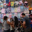 Las ventas han disminuido, según comerciantes, por la inseguridad.