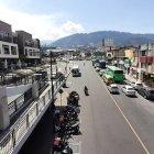 El hecho delictivo fue cometido en un reconocido centro comercial de Cumbayá, sector de la parroquia Tumbaco, en el oriente de Quito.