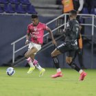 La Federación Ecuatoriana de Fútbol sancionó con 3 años sin jugar a Jancer Bolaños.