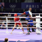 La ecuatoriana María José Palacios (d) en los octavos de final ante la boxeadora australiana