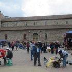 Junto a la iglesia matriz de Sicalpa, en  la plazoleta, los domingos realizan una colorida feria.