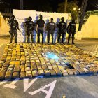 La Policía presentó a los detenidos y lo incautado.