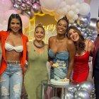 Los Hackers del Espectáculo, de izquierda a derecha: Conny Garcés, Marián Sabaté, Aura Arce, Cinthya Coppiano y Dieter Hoffmann.