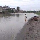 En Esmeraldas, buscan a un joven en el Teaone.