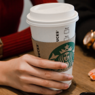 Starbucks, empresa reconocida en el mundo del café.