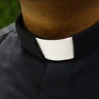 Referencial: en EE. UU., un cura usó dinero de donaciones para fines personales.