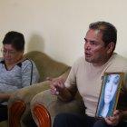 Arturo y su esposa sienten un poco de paz por la captura del sospechoso, pero quieren verlo tras las rejas.