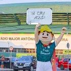 Bananerito cuando viajó a Brasil a apoyar a Ecuador.