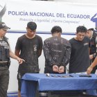 Hay dos adultos y un menor de edad detenidos como sospechosos.