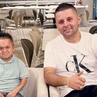 Jorgito Guayaco y Leonardo Zamora, quien es su mánager.