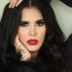 A los 17 años, Mayra Jaime, ingresó al mundo del entretenimiento, con un papel pequeño en la novela Kandela & Son en TC.