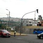 SEMAFOROS SIN LUZ CONGESTION VEHICULAR EN LA AVENIDA ORIENTAL SECTOR LA RECOLETA SUR DE QUITO .René Fraga Quito 28 de septiembre del 2024 AG-Periodistas AG-Granasa ag-periodistas-quito