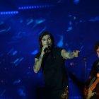 Juanes cautivó al público con un repaso por sus canciones que lo lanzaron a la fama y las actuales, con su característica base roquera.