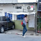 En esta vivienda estaban reunidas las víctimas cuando ocurrió el ataque.