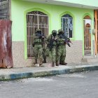 Policía y Fuerzas Armadas realizaron allanamientos en el sector El Coral.