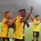 Álex Rangel y su gol en el Clásico del Astillero queda para la historia.