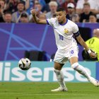 Munich (Germany), 09/07/2024.- Kylian Mbappe of France in action during the UEFA EURO 2024 semi-finals soccer match between Spain and France in Munich, Germany, 09 July 2024. (Francia, Alemania, España) EFE/EPA/RONALD WITTEK