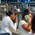 Los familiares de los privados de la libertad llegaron desde la madrugada para confirmar si sus allegados estaban entre los fallecidos o heridos.