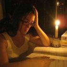 Los apagones afectan las actividades diarias de los ciudadanos.