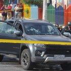 Los malandrines dispararon contra la camioneta del empresario, provocando que su conductor muera de inmediato.