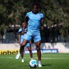 Los jugadores de Liga de Quito realizan sus prácticas de cara a la fecha LigaPro de este fin de semana con total normalidad.