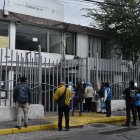 La víctima fue dejada en el Centro de Salud de Chimbacalle, donde falleció, según se confirmó este lunes 9 de diciembre de 2024.