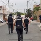 Los uniformados llegaron hasta algunas urbanizaciones de La Aurora.