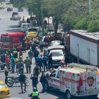 En Manta, un accidente de tránsito ocasionó un caos.