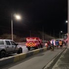 Continúan las labores de búsqueda de dos personas que se perdieron en el océano.