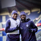Yaimar Medina (d) ya tuvo su primer entrenamiento con Genk