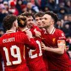 Liverpool lidera la Premier League a falta del partido ante Everton que fue aplazado