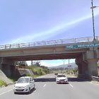 Al sector donde ocurrió el hecho se puede acceder por este puente, desde la Ruta Viva. Es cercano a esta vía.