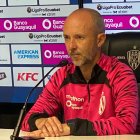 El DT Javier Rabanal apunta a un triunfo en Guayaquil.