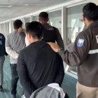 Los detenidos llegaron al aeropuerto de Guayaquil.