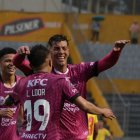 Michael Hoyos festeja el 2-1 final sobre el Aucas.