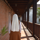 Referencia: Un hombre se hizo pasar por monja durante 22 años en un convento.