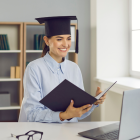 El Ministerio de Educación abre la opción de estudiar a distancia para completar bachillerato de Ecuador.