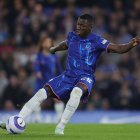 Moisés Caicedo y otro partidazo con el Chelsea.