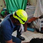 Bomberos llegaron a la escena donde se corroboró los dos fallecimientos