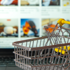 Las compras en línea se encarecerían con esta propuesta.