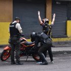 La policía intensificó los operativos de control en el sector donde ocurrió el hecho violento.