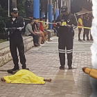 En el malecón de La Libertad asesinaron a un hombre no identificado.