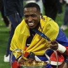 Willian Pacho es el primer jugador tricolor en ganar la Champions League.