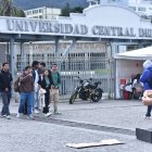 Las universidades no pueden cubrir la alta demanda de cupos de los estudiantes.