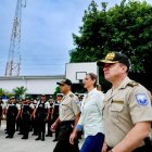La alcaldesa Marciana Valdivieso denuncia la infiltración de redes criminales en la administración pública local tras la detención de un funcionario.