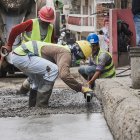 La reconformación de escalinatas y bordillos es una de las obras que se ejecutan.