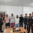 Los sujetos fueron aprehendidos mientras se movilizaban en una camioneta sospechosa.