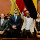 Moisés Caicedo recibió condecoración de la Asamblea Nacional.