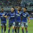 Tommy Chamba (d) jugó poco en Emelec en la temporada 2025