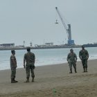 Evacúan a bañistas de las playas de Manta por alerta de tsunami tras terremoto en Rusia